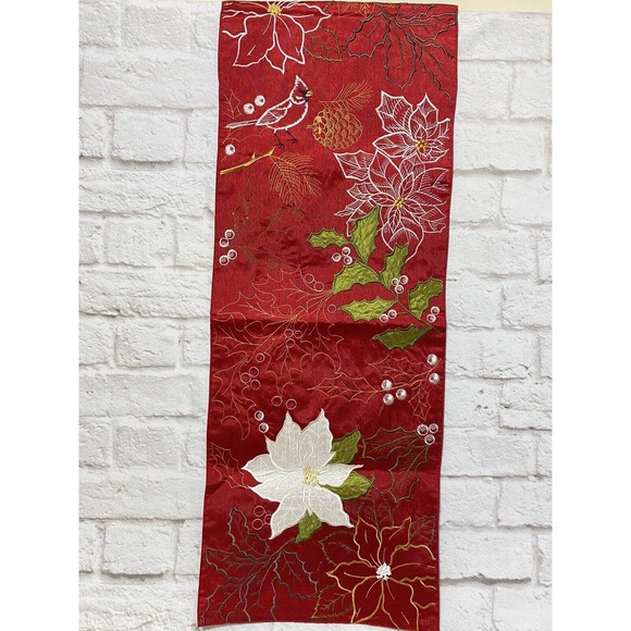 Chestnut Lane Cardinal Poinsettias Red Christmas Table Runner 68x13 Inches - Picture 1 of 2